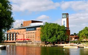 Stratford-Upon-Avon Luxury Snug With Free Parking