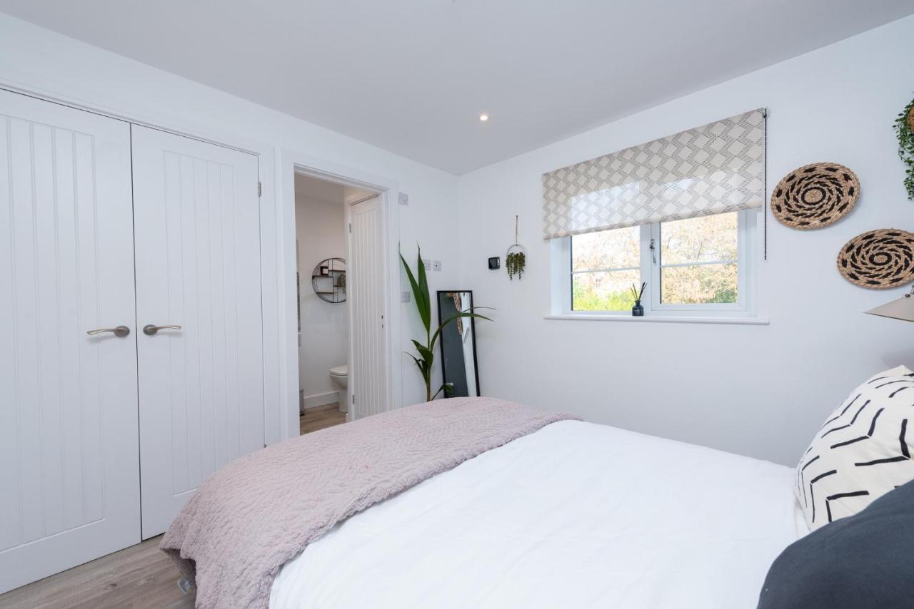 Stratford-Upon-Avon Luxury Snug With Free Parking Apartment Exterior photo
